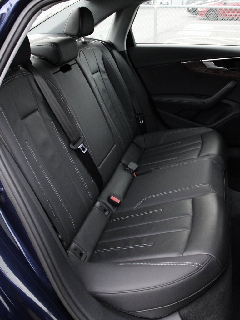 Used 2022 Audi A4 2.0T Premium Plus w/ Premium Plus Package image 25