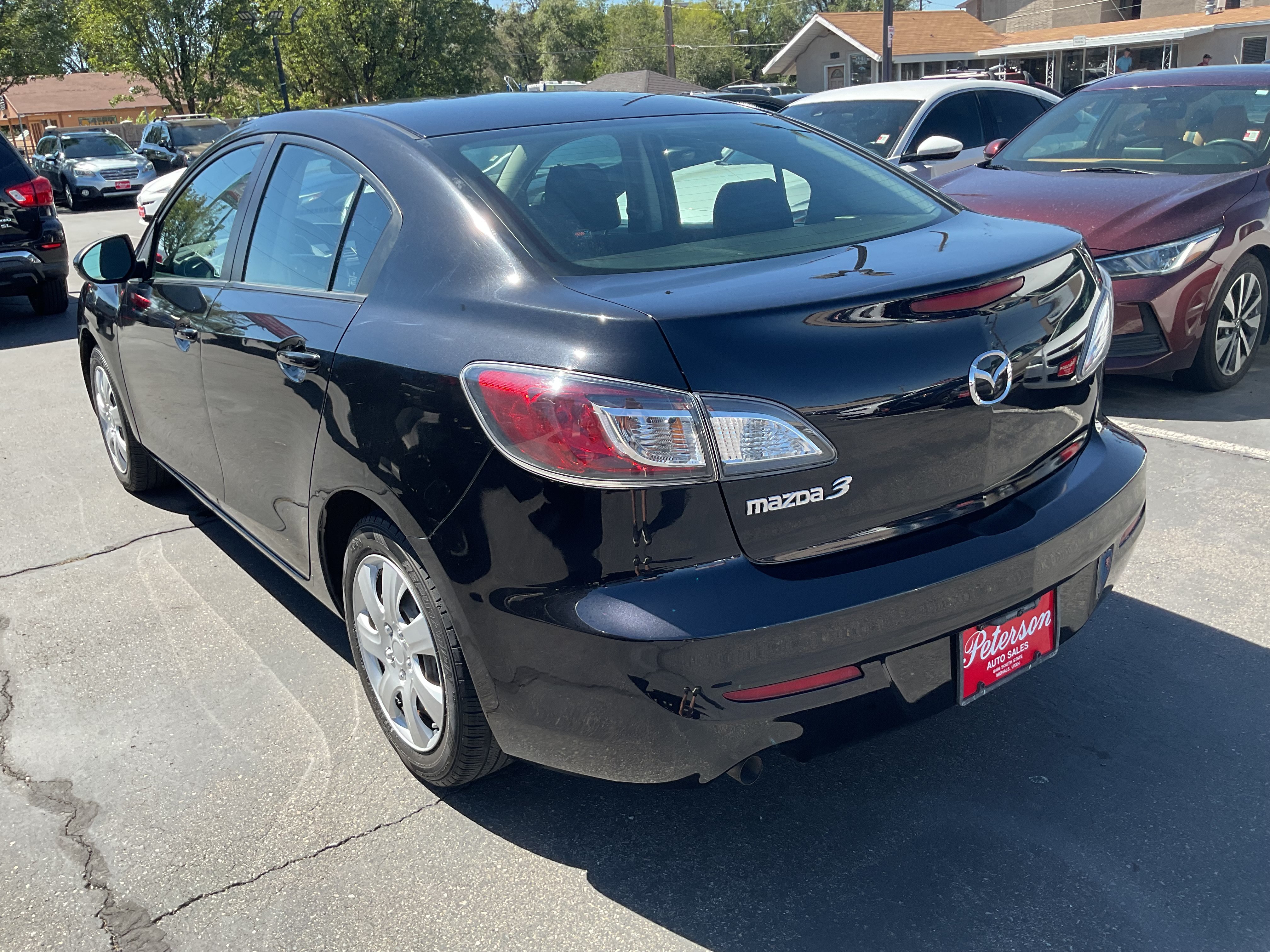 Used 2012 MAZDA MAZDA3 i Sport FWD image 7