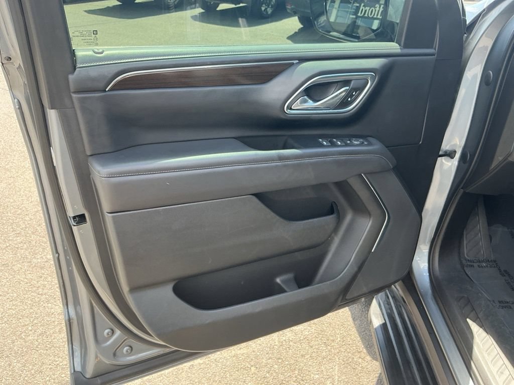 Used 2021 GMC Yukon SLE AWD/4WD image 18