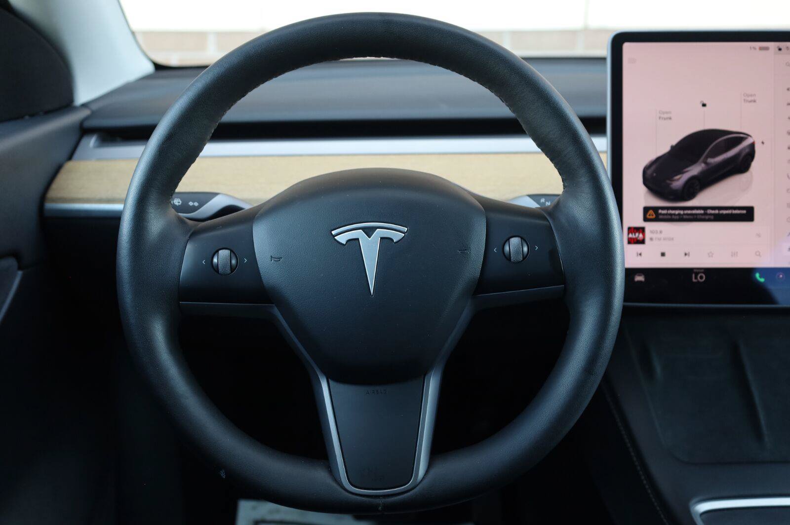 Used 2022 Tesla Model Y Long Range AWD/4WD image 31