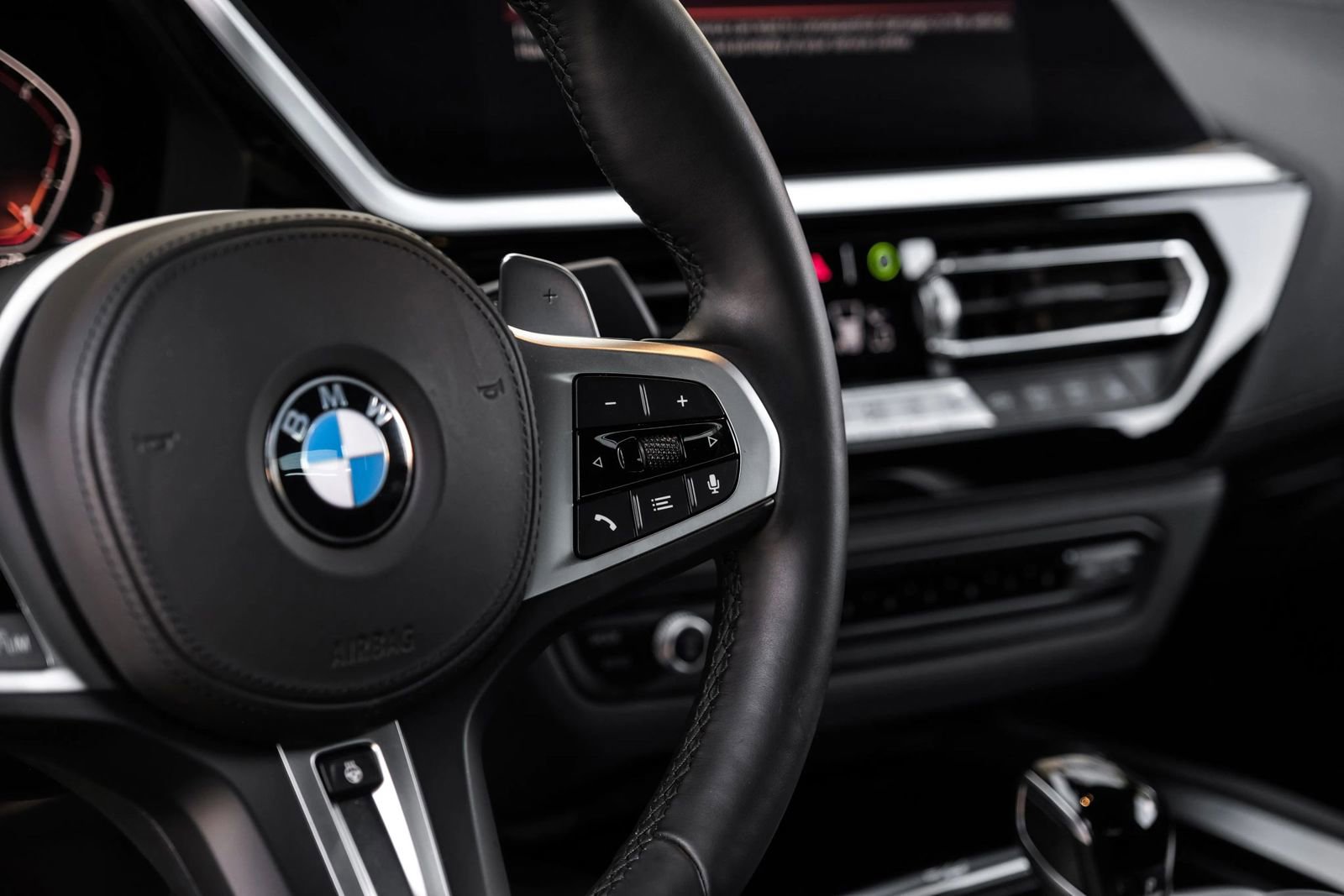 Used 2024 BMW Z4 sDrive30i w/ Convenience Package image 17