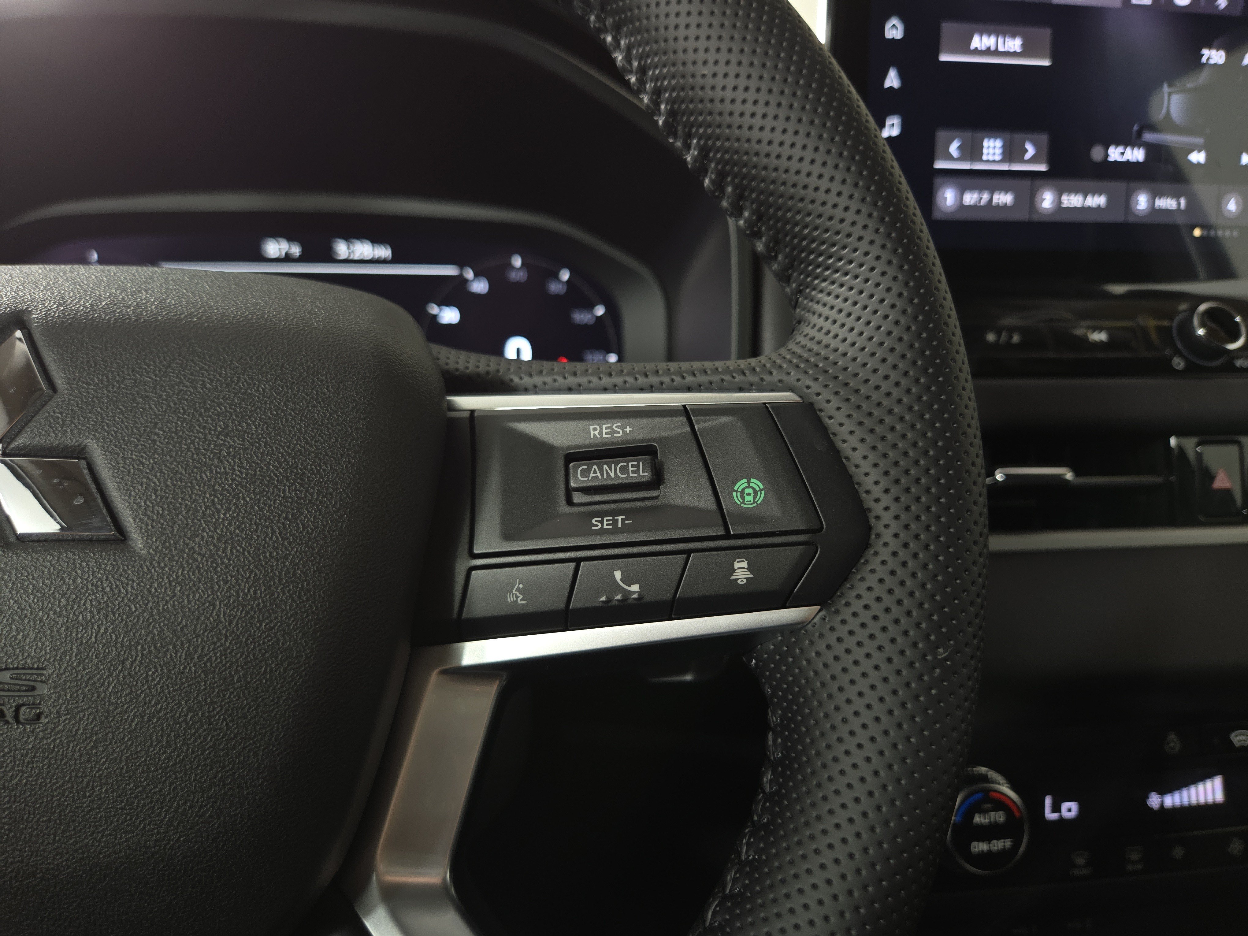 New 2026 Mitsubishi Outlander SE AWD/4WD image 16