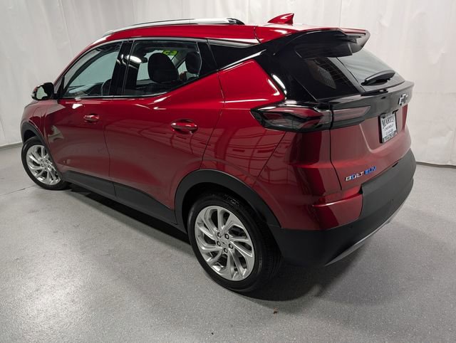 Certified 2023 Chevrolet Bolt EUV LT w/ Comfort Package image 6
