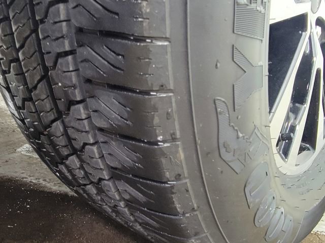 Used 2025 Ford Expedition Platinum AWD/4WD image 11