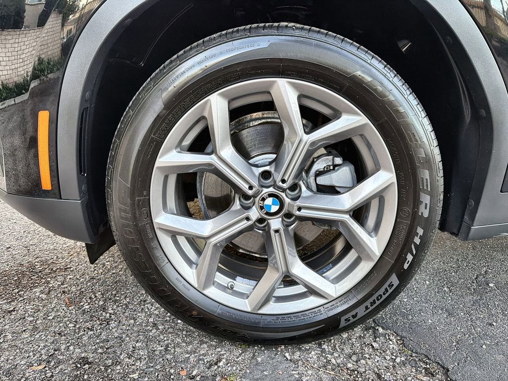 Used 2024 BMW X3 xDrive30i w/ Premium Essential Package image 19