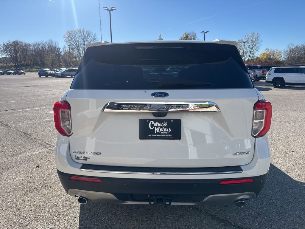 Used 2021 Ford Explorer Limited w/ Equipment Group 301A image 3