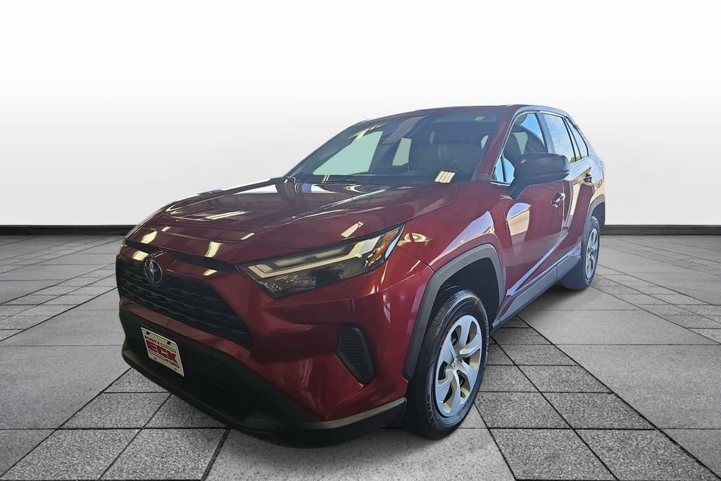 Used 2024 Toyota RAV4 LE AWD/4WD image 1