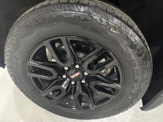Used 2022 GMC Sierra 1500 Elevation w/ Driver Alert Package I AWD/4WD image 38