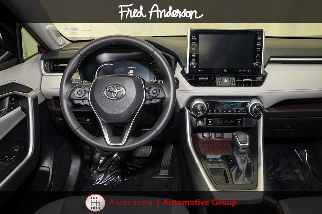 Certified 2022 Toyota RAV4 Limited FWD image 7
