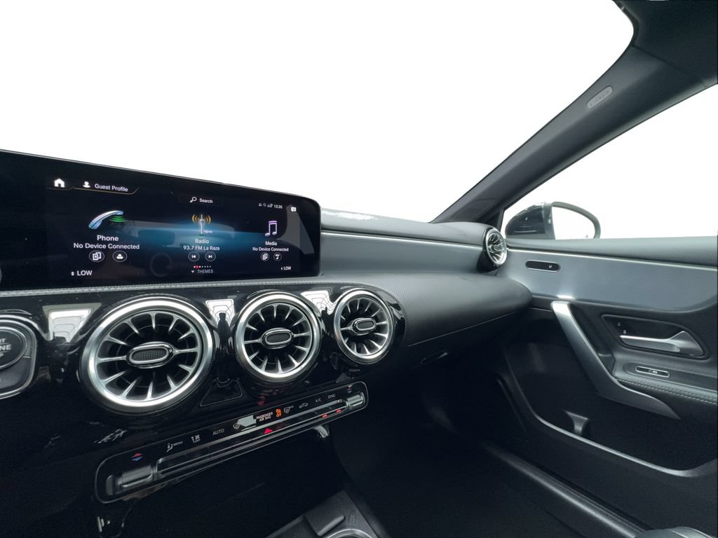 Used 2022 Mercedes-Benz A 220 image 39