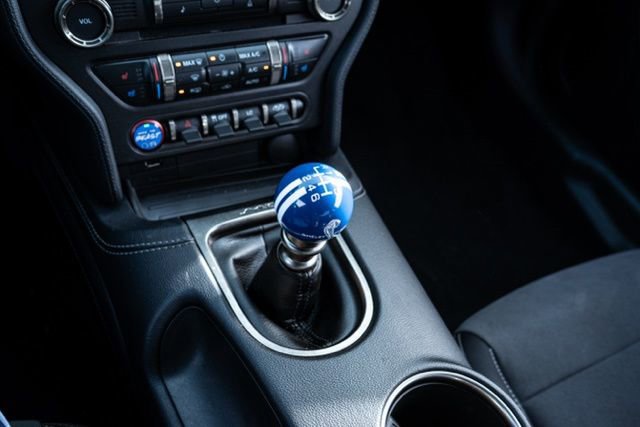 Used 2020 Ford Mustang Shelby GT350 w/ Technology Package image 29