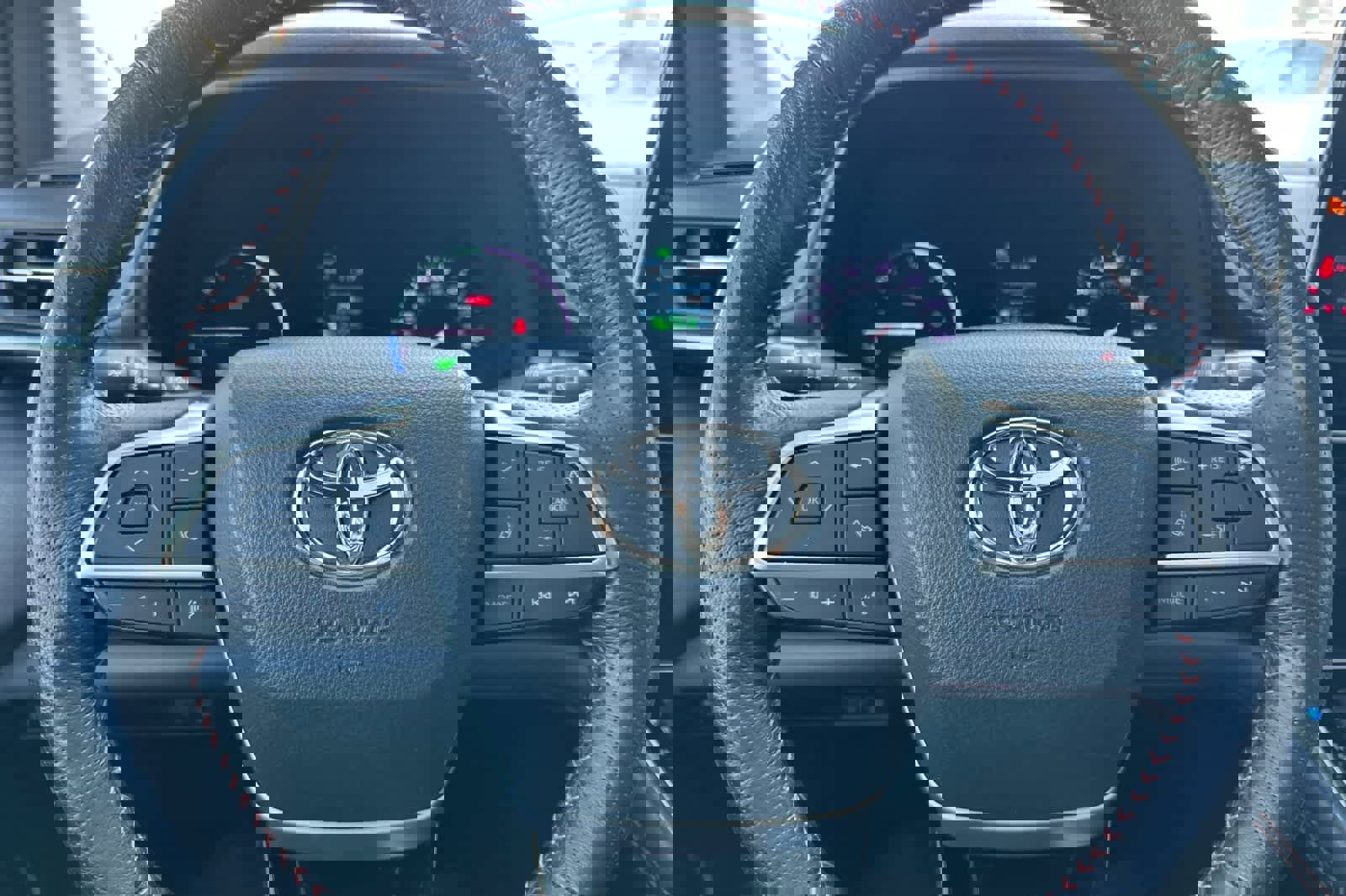 Used 2021 Toyota Sienna XSE image 28