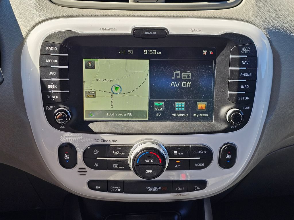 Used 2016 Kia Soul EV + w/ Paint Protection Film Package FWD image 13