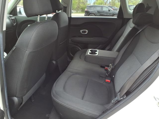 Used 2017 Kia Soul + FWD image 13