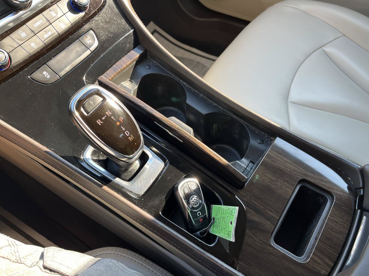 Used 2019 Buick LaCrosse Preferred FWD image 16