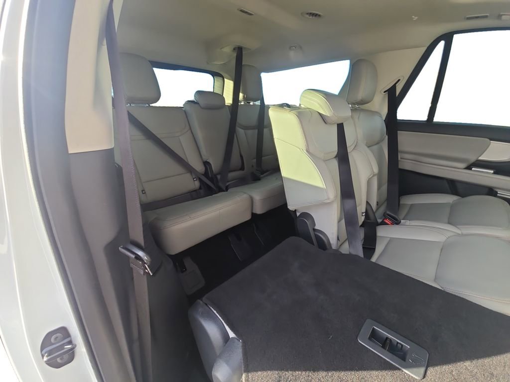 Used 2025 Ford Expedition Max Active image 20