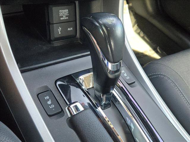 Used 2014 Honda Accord Touring image 16