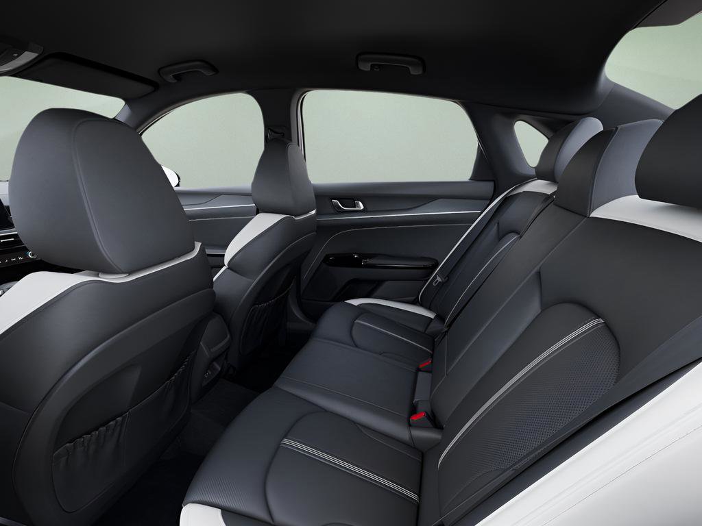 New 2026 Kia K5 GT-Line image 36