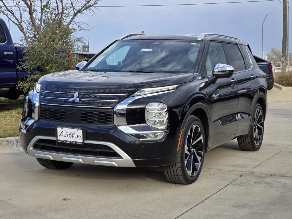 New 2025 Mitsubishi Outlander SEL image 2