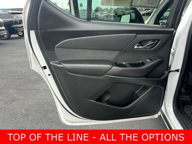 Used 2023 Chevrolet Traverse High Country image 13