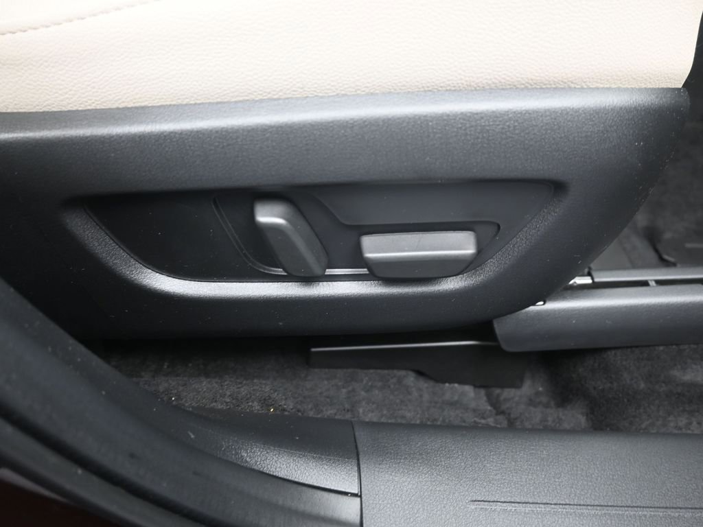 Used 2024 MAZDA CX-90 Plug-In Hybrid w/ Premium Pkg image 21