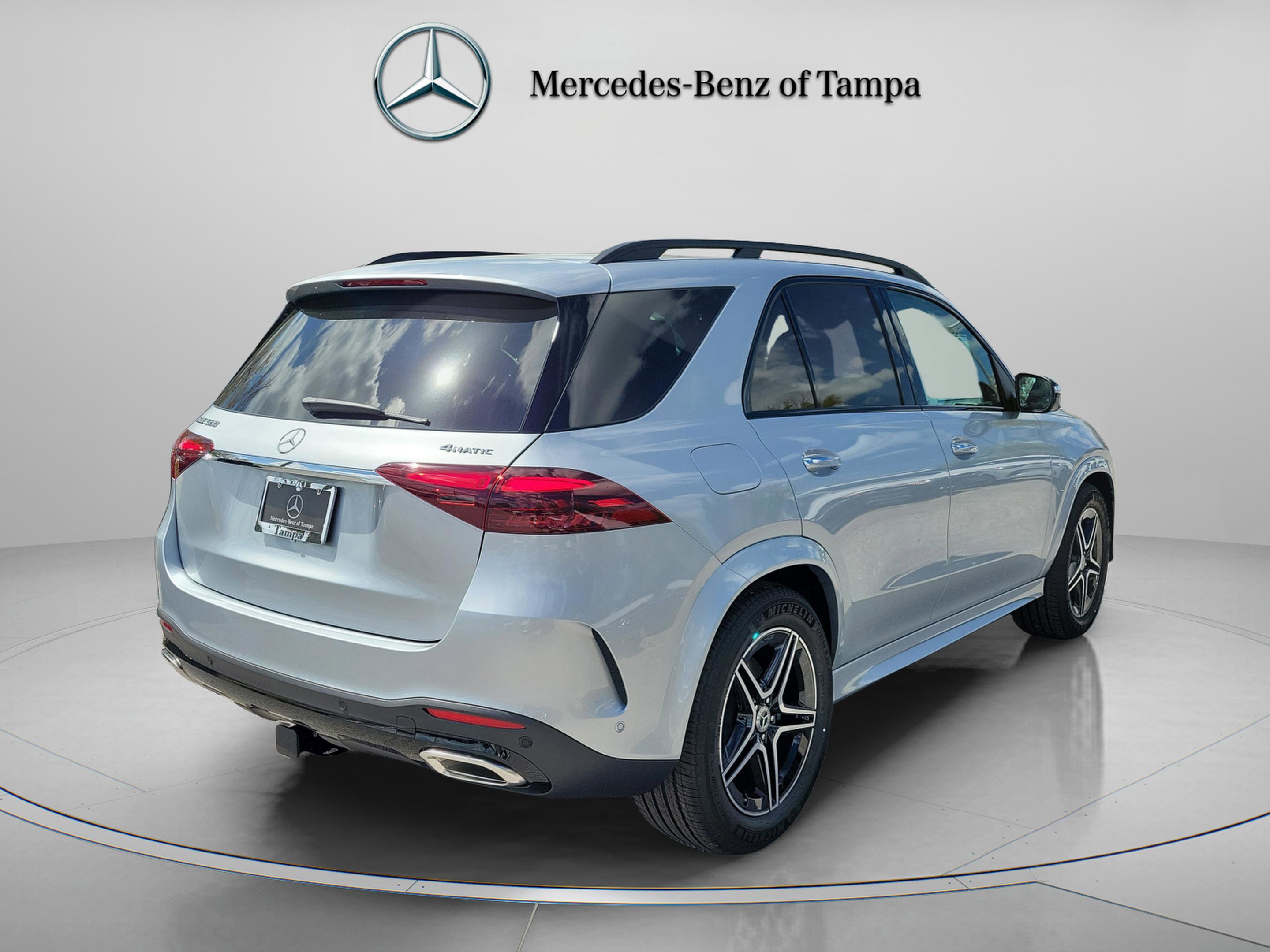 New 2026 Mercedes-Benz GLE 580 4MATIC image 4