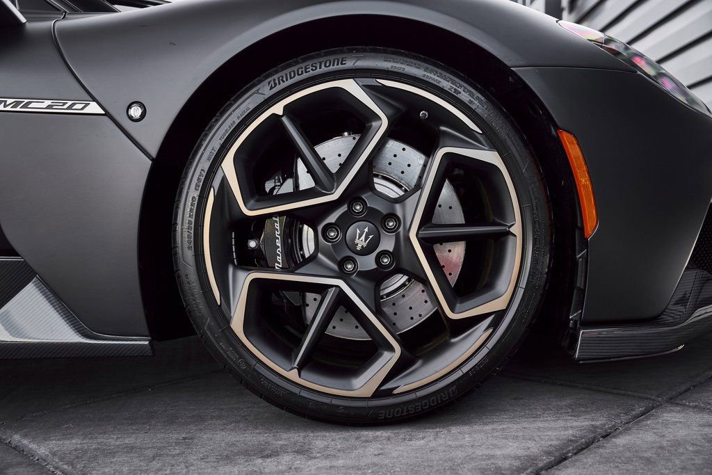 Used 2024 Maserati MC20 Coupe image 35