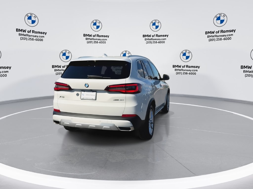Used 2022 BMW X5 xDrive40i AWD/4WD image 7