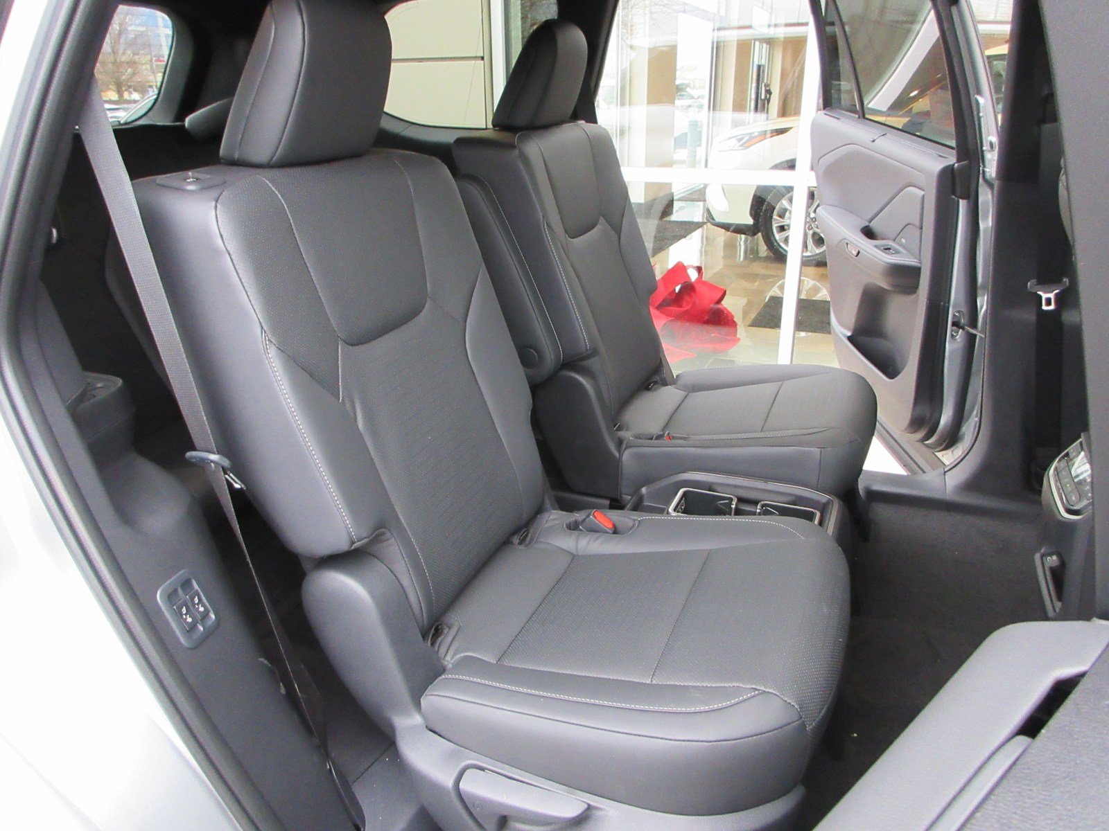 New 2026 Lexus TX 500h AWD image 22