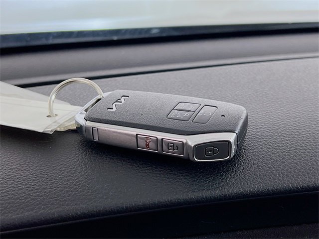 Used 2024 Kia Carnival LX image 28