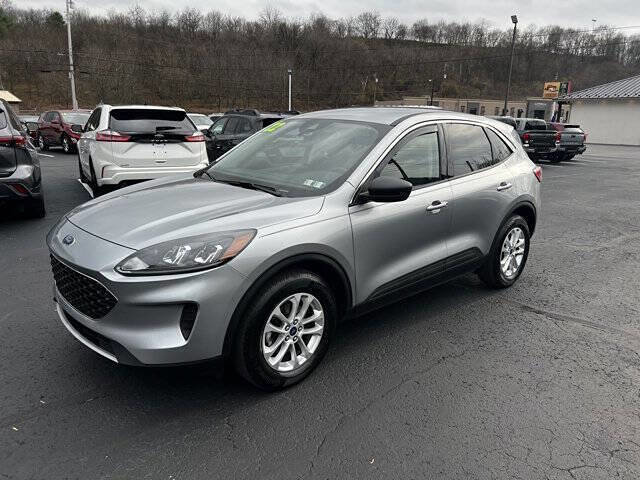 Used 2022 Ford Escape SE w/ Convenience Package AWD/4WD image 2