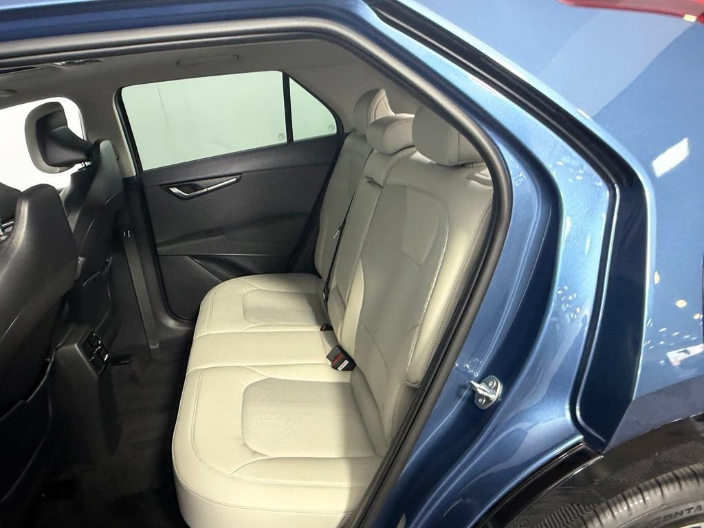 Used 2024 Kia Niro EX Touring FWD image 26