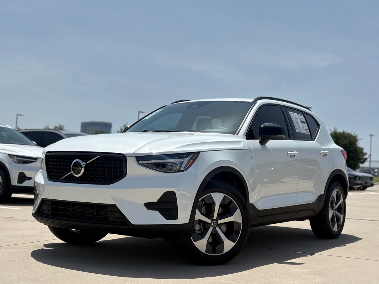 New 2026 Volvo XC40 B4 Core w/ Protection Package Premier image 1