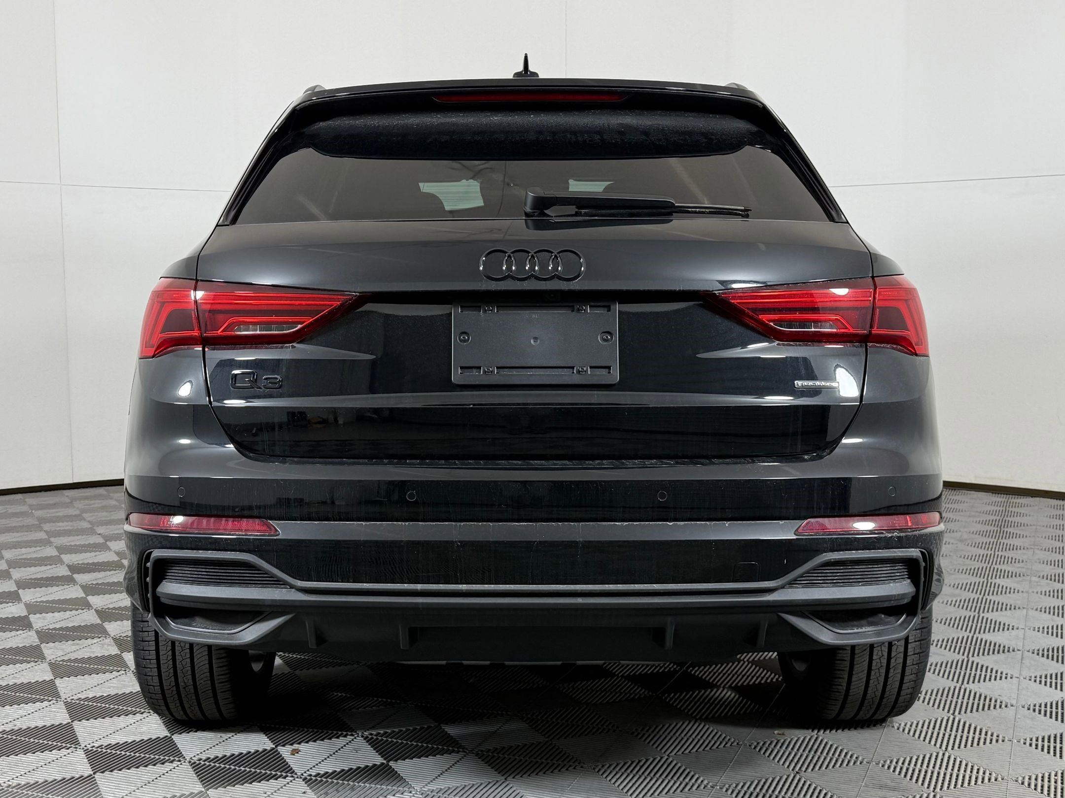 New 2025 Audi Q3 2.0T Premium image 10