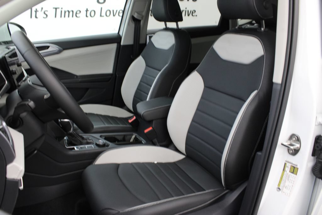 New 2026 Volkswagen Taos SEL AWD/4WD image 15