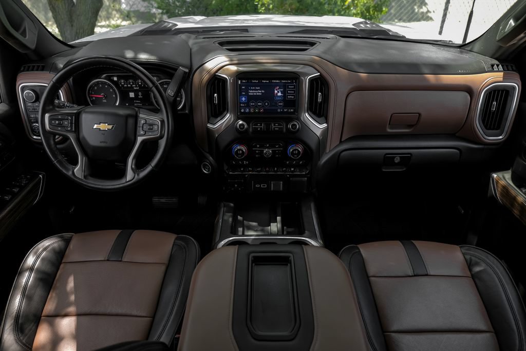 Used 2022 Chevrolet Silverado 2500 High Country AWD/4WD image 5