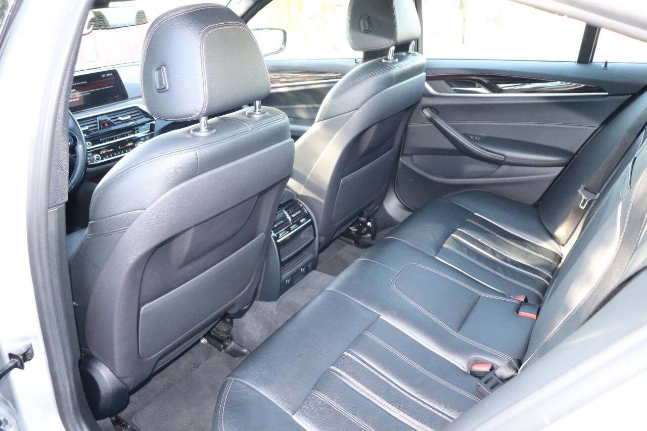 Used 2017 BMW 530i RWD image 30
