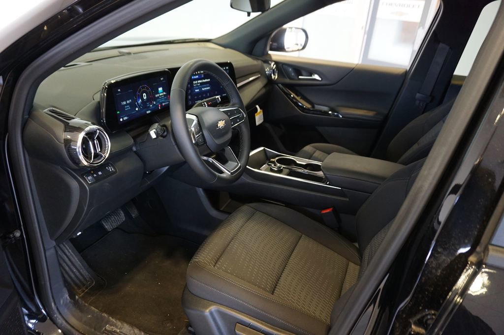 New 2026 Chevrolet Equinox LT image 8