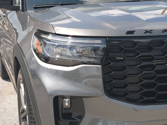 New 2026 Ford Explorer ST w/ Sun And Sound Package AWD/4WD image 11
