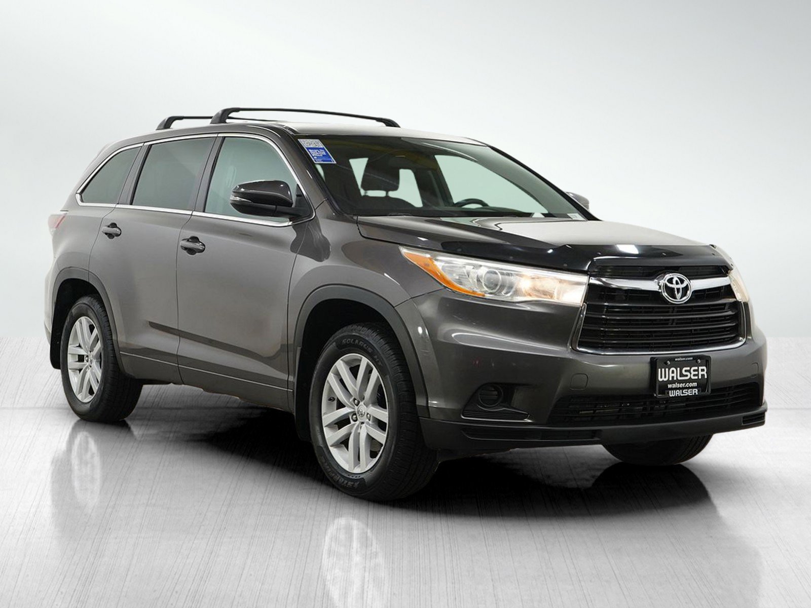 Used 2015 Toyota Highlander LE AWD/4WD image 8