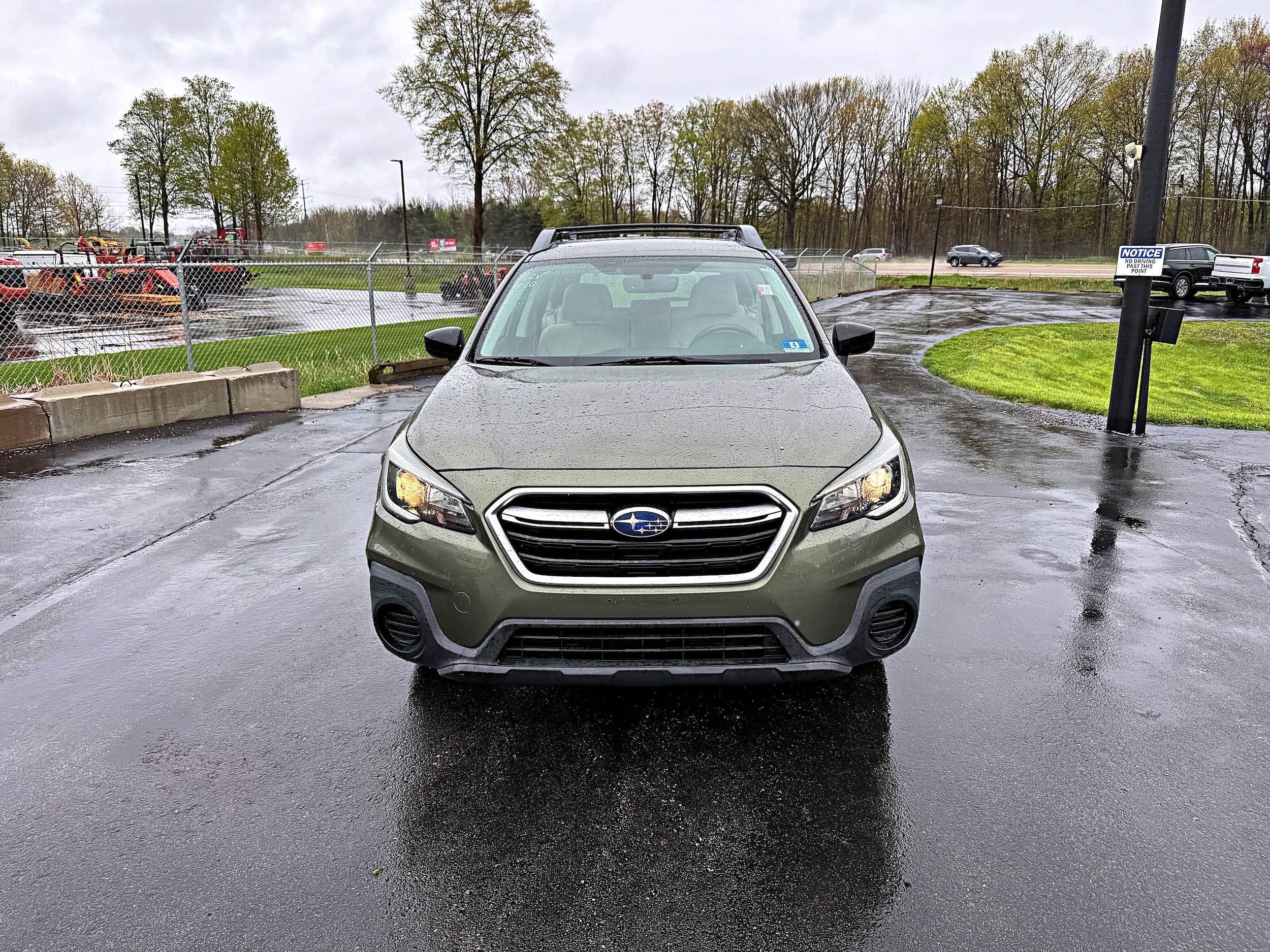 Used 2018 Subaru Outback 2.5i AWD/4WD image 4