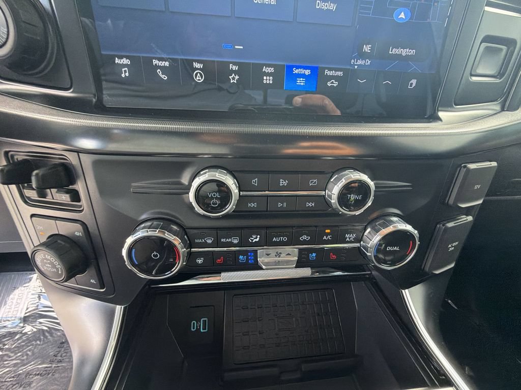 Used 2024 Ford F150 Raptor AWD/4WD image 18