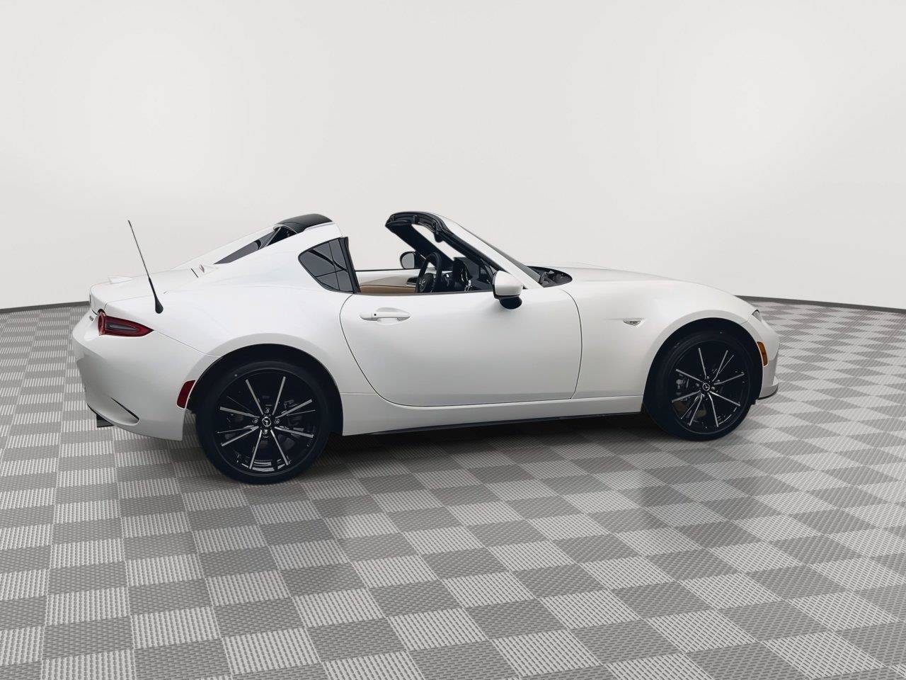 New 2026 MAZDA MX-5 Miata RF Grand Touring RWD image 32