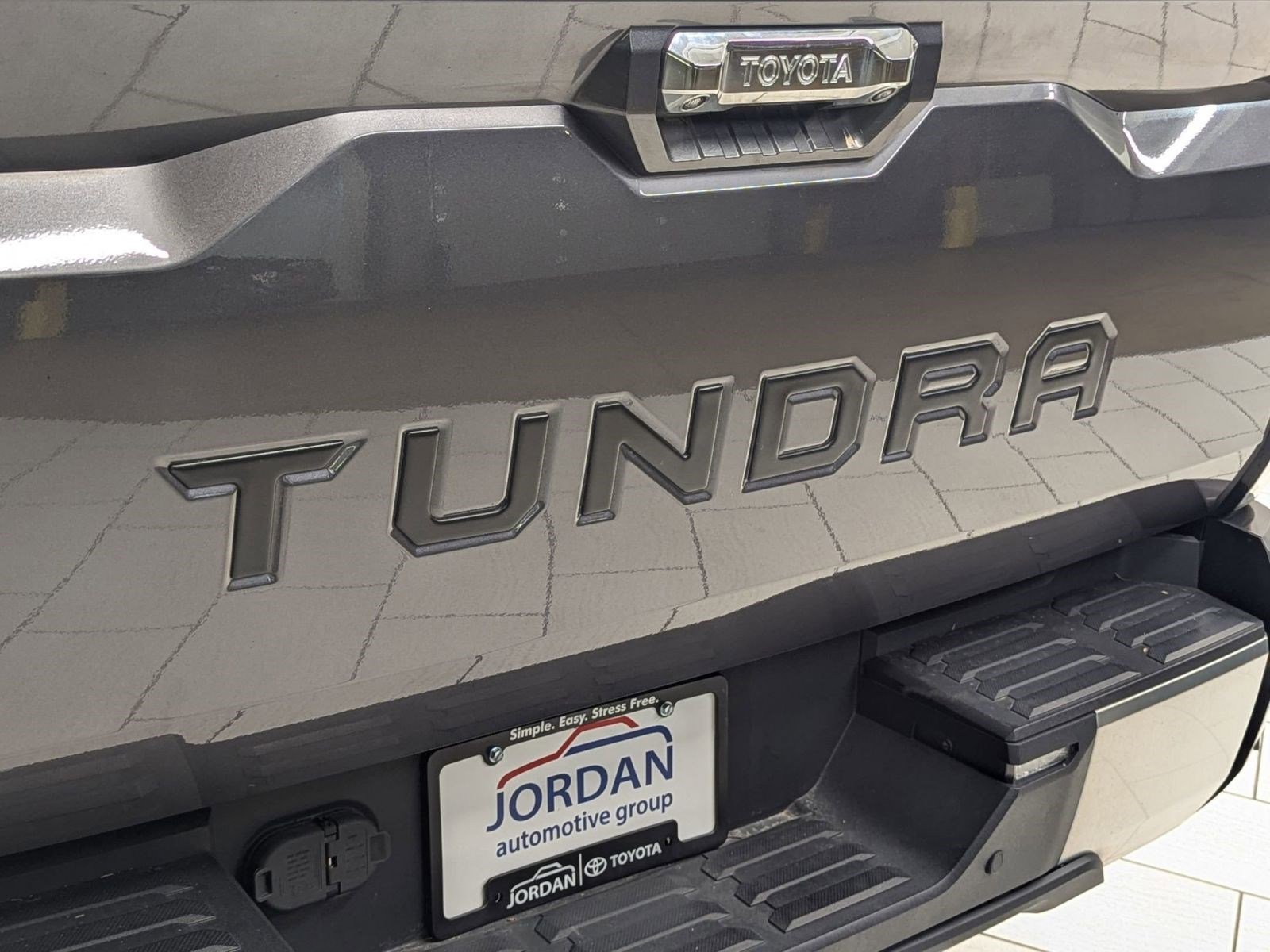Used 2022 Toyota Tundra Limited image 36