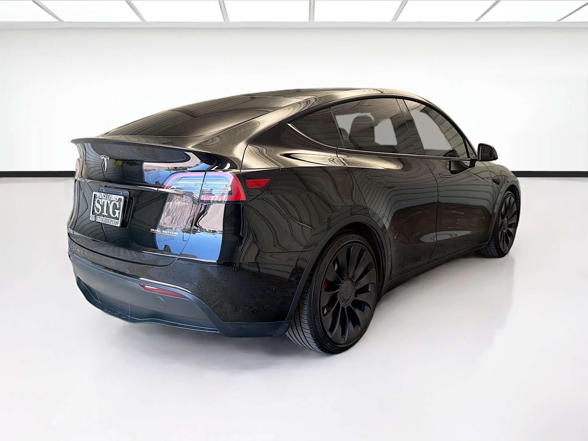 Used 2022 Tesla Model Y Performance AWD/4WD image 4
