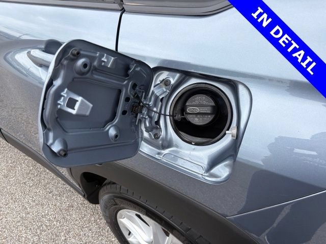 Used 2024 Toyota Corolla Cross LE AWD/4WD image 19