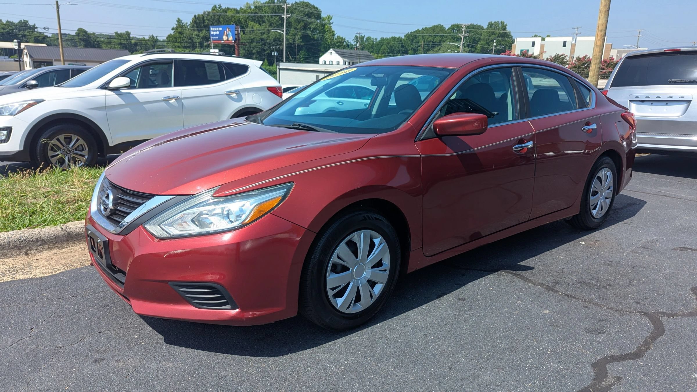 Used 2016 Nissan Altima 2.5 S w/ Power Driver Seat Package FWD image 3