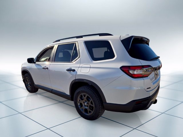 New 2026 Honda Pilot TrailSport image 3