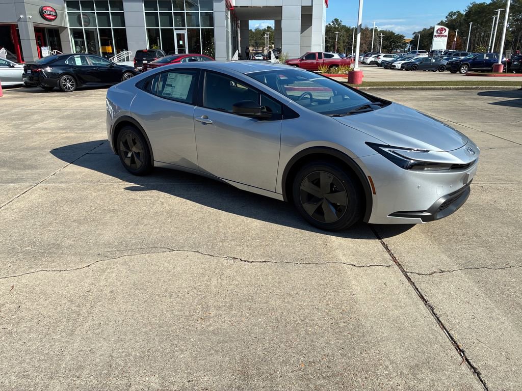 New 2026 Toyota Prius LE image 9