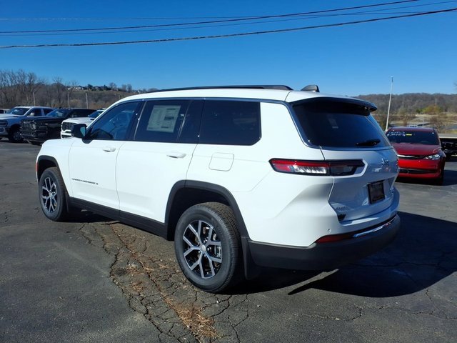 New 2025 Jeep Grand Cherokee L Limited w/ Luxury Tech Group II image 4